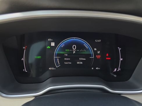 Used 2025 Toyota Corolla XLE image 15