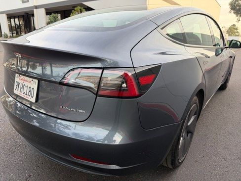 Used 2023 Tesla Model 3 Standard Range image 8