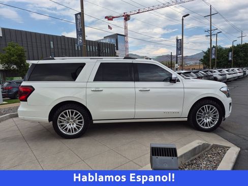 Used 2024 Ford Expedition Max Platinum AWD/4WD image 2