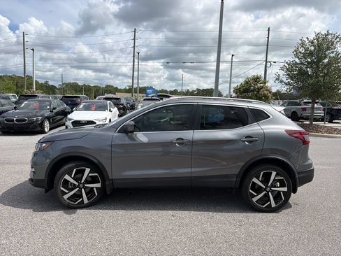 Used 2022 Nissan Rogue Sport SL AWD/4WD image 4
