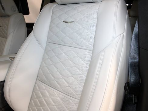 New 2026 Cadillac Escalade V image 7