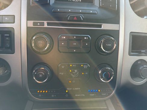 Used 2017 Ford Expedition EL XLT image 18