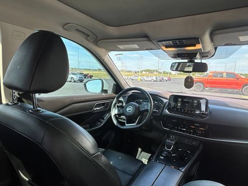 Used 2021 Nissan Rogue SL w/ Premium Package FWD image 30