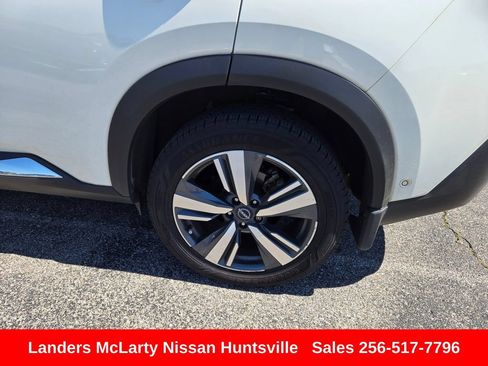 Used 2023 Nissan Rogue SL w/ SL Premium Package FWD image 12