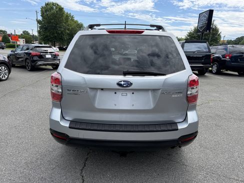 Used 2015 Subaru Forester 2.5i Premium AWD/4WD image 6