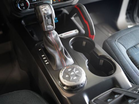 Used 2025 Ford Bronco Heritage Edition AWD/4WD image 21
