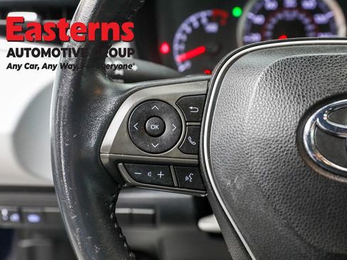 Used 2020 Toyota Corolla SE image 15