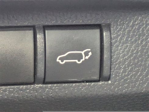 Used 2023 Toyota RAV4 XSE image 31