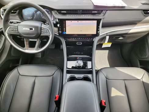New 2026 Jeep Grand Cherokee Limited RWD image 19