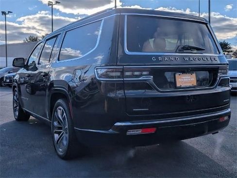 Used 2023 Jeep Grand Wagoneer L Series III w/ HD Trailer Tow Package image 7