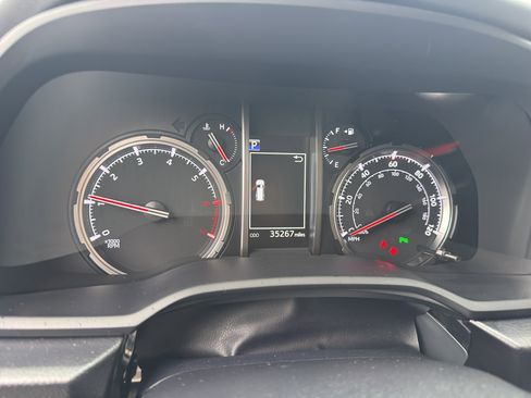 Used 2023 Toyota 4Runner Limited image 10