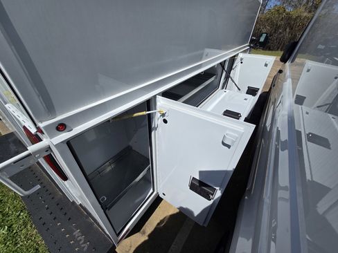 New 2025 Ford E-350 and Econoline 350 Super Duty w/ Power Equipment Group image 9