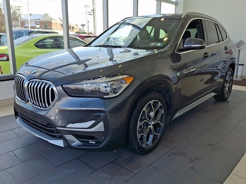 Used 2021 BMW X1 xDrive28i w/ Convenience Package image 3