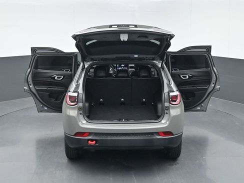Used 2023 Jeep Compass Trailhawk AWD/4WD image 57