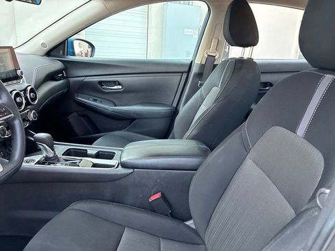 Used 2024 Nissan Sentra SV FWD image 24