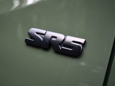 Used 2021 Toyota Tacoma SR5 w/ Trail Edition image 16