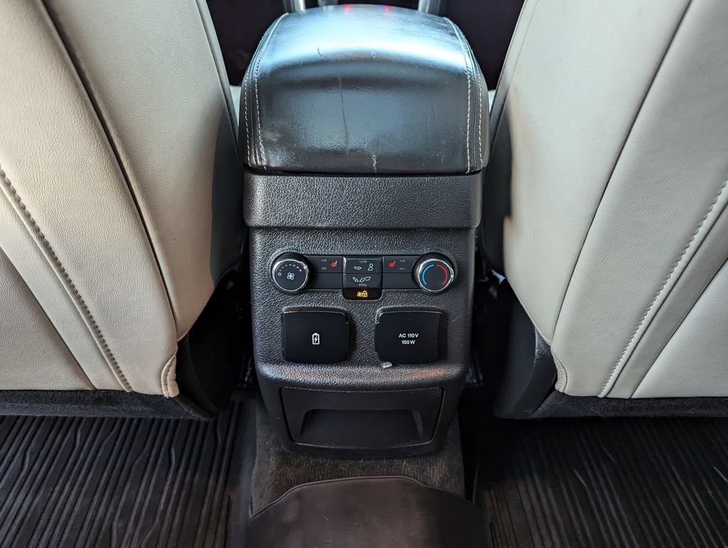 Used 2018 Ford Explorer Platinum AWD/4WD image 38
