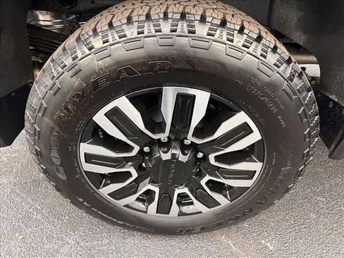 New 2026 GMC Sierra 2500 Denali Ultimate image 12