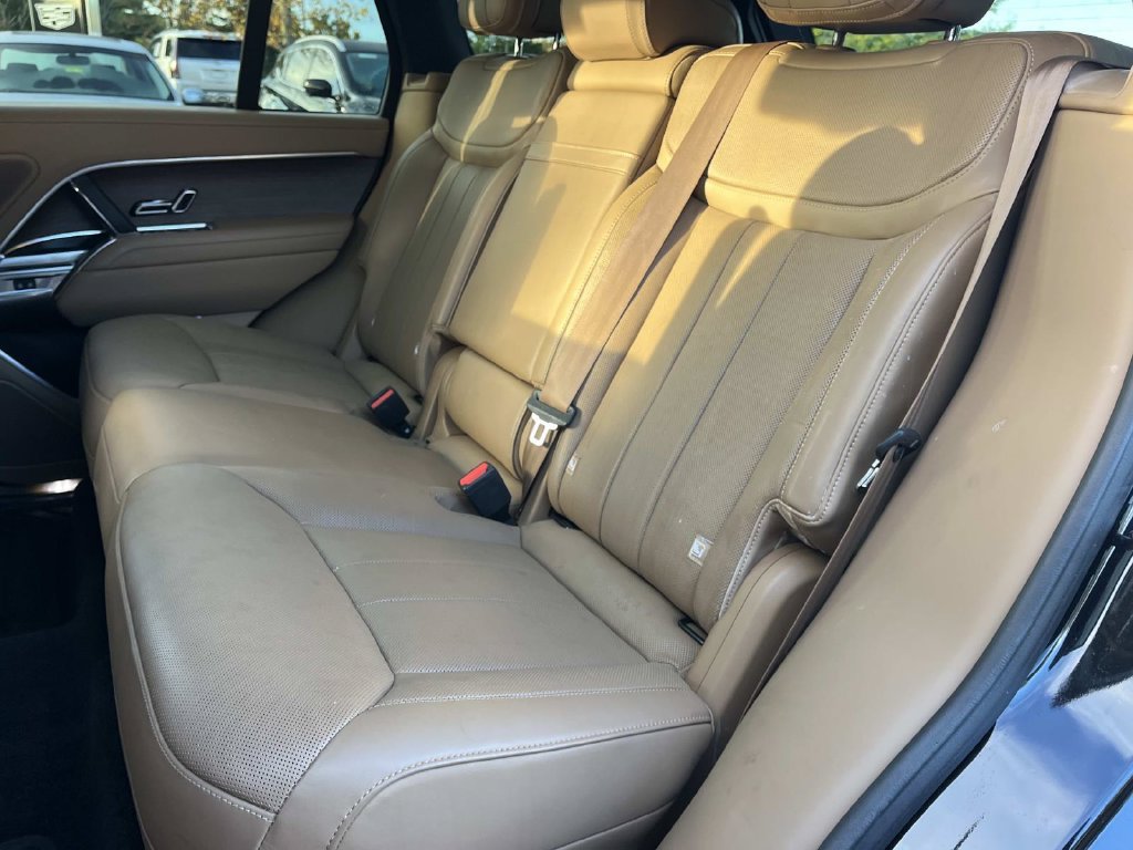 Used 2023 Land Rover Range Rover SE AWD/4WD image 24