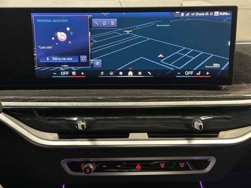 Used 2025 BMW X7 M60i AWD/4WD image 44