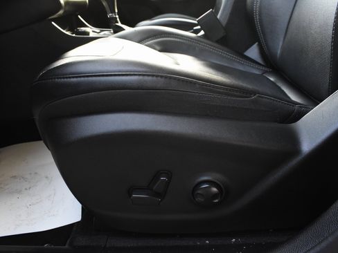 Used 2022 Jeep Cherokee Limited image 21