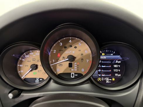 New 2026 Porsche Macan GTS image 58