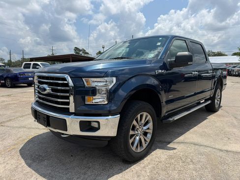 Used 2015 Ford F150 XLT w/ Equipment Group 302A Luxury AWD/4WD image 10