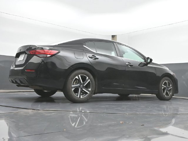 Used 2024 Nissan Sentra SV FWD image 34