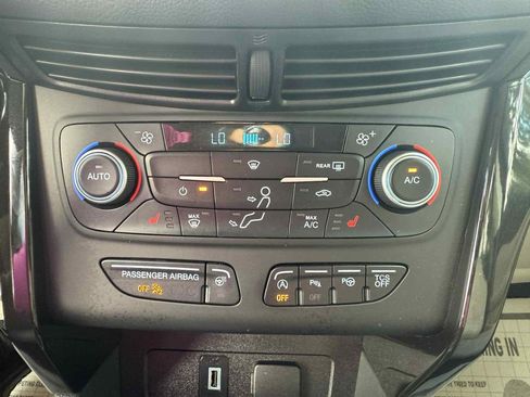 Used 2019 Ford Escape Titanium image 27