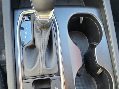 Used 2020 Hyundai Santa Fe SEL w/ Convenience Package image 16