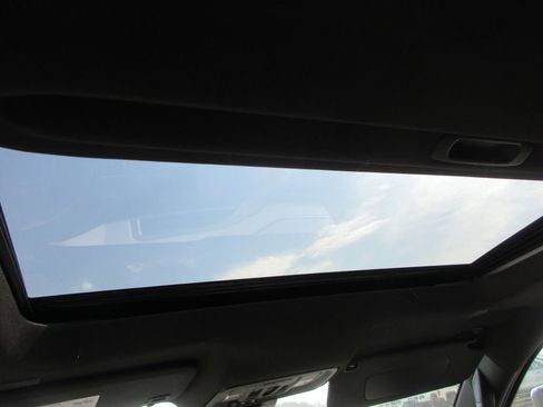 New 2026 GMC Sierra 1500 SLT w/ SLT Premium Plus Package image 14