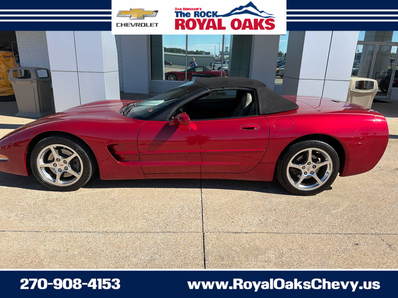 Used 2001 Chevrolet Corvette Convertible w/ Preferred Equipment Group2 RWD image 2