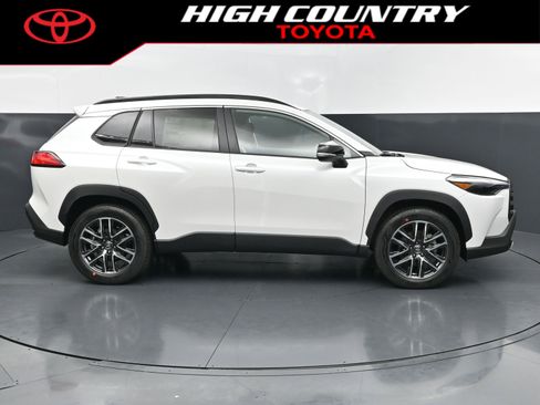 New 2026 Toyota Corolla Cross XLE w/ Convenience Package FWD image 6