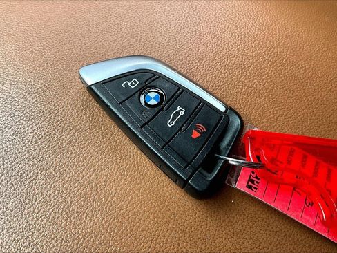 Used 2022 BMW X3 sDrive30i w/ Premium Package RWD image 36