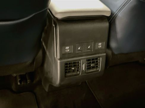 Used 2023 Subaru Solterra AWD image 28