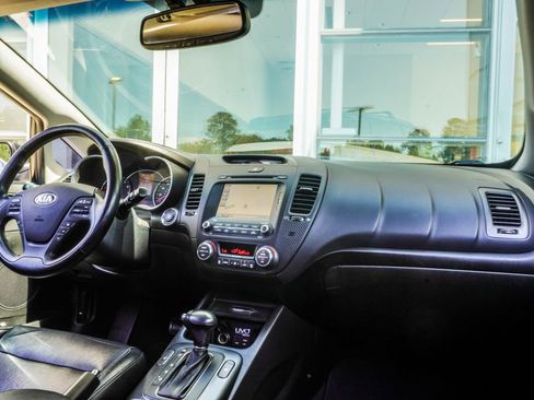 Used 2016 Kia Forte EX w/ EX Premium Technology Package FWD image 19