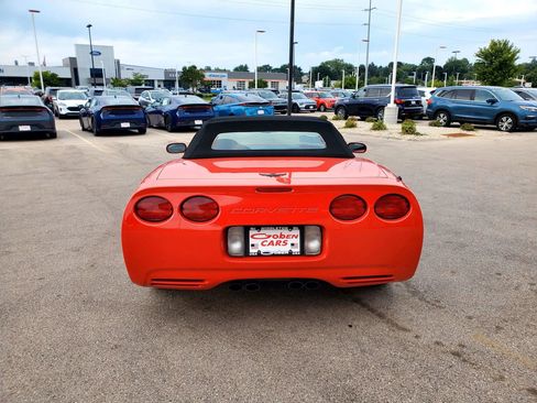 Used 2000 Chevrolet Corvette Convertible w/ Performance Handling Pkg image 6