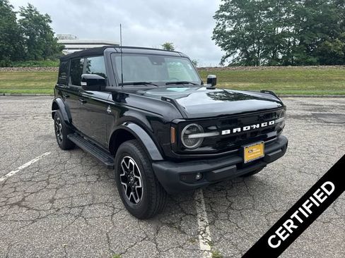 Certified 2022 Ford Bronco Outer Banks AWD/4WD image 1