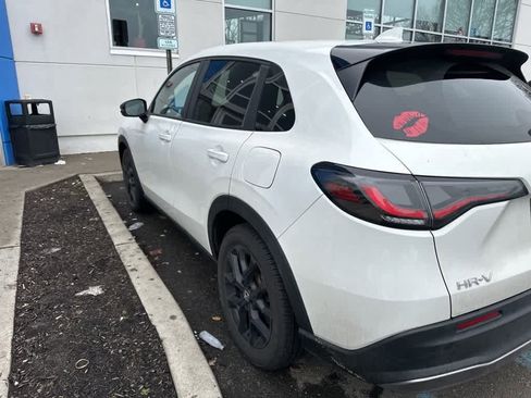 Used 2023 Honda HR-V Sport image 20