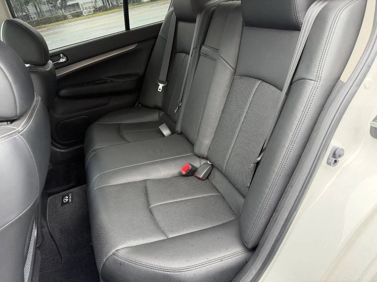 Used 2013 INFINITI G37 x Sedan w/ Premium Pkg AWD/4WD image 25