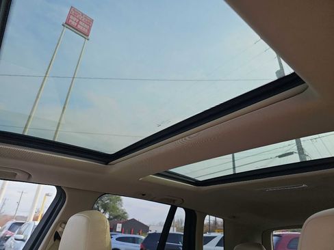 Used 2015 Mercedes-Benz GLK 350 2WD w/ Premium 1 Package image 24