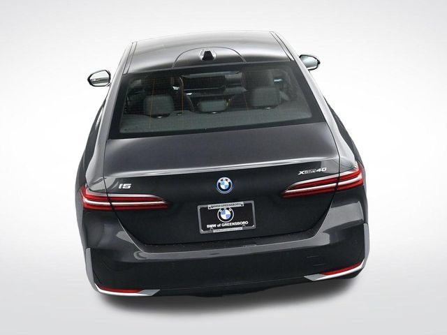 New 2026 BMW i5 eDrive40 AWD/4WD image 27