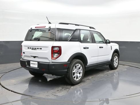Used 2022 Ford Bronco Sport AWD/4WD image 11
