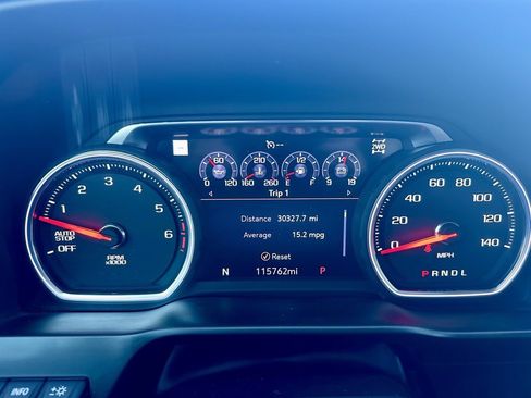 Used 2019 Chevrolet Silverado 1500 High Country w/ Technology Package image 17