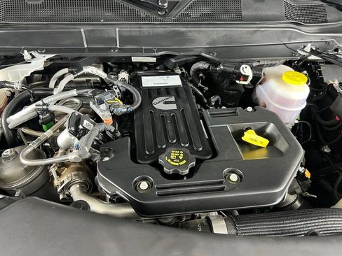 Used 2025 RAM 2500 Laramie image 35