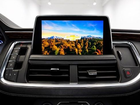 Used 2023 Chevrolet Tahoe High Country w/ LPO, Illumination Package AWD/4WD image 25