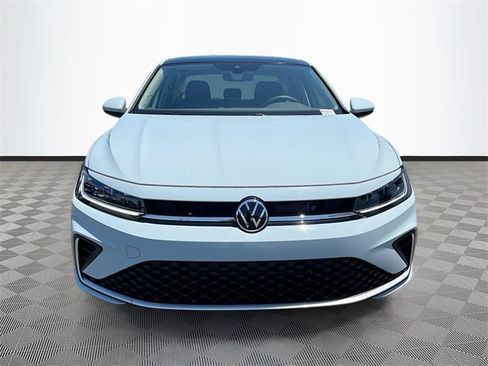 New 2025 Volkswagen Jetta SE image 2