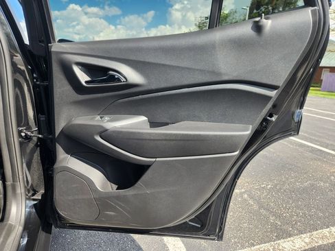 Used 2026 Chevrolet Trax LT FWD image 19