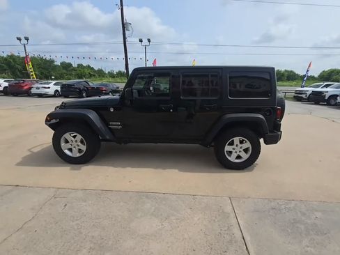 Used 2016 Jeep Wrangler Unlimited Sport w/ Quick Order Package 24S AWD/4WD image 1