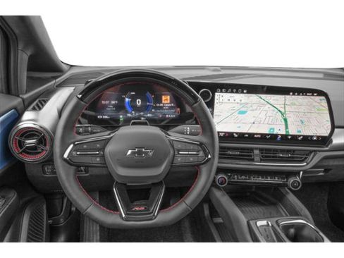 Used 2024 Chevrolet Equinox EV RS FWD image 9